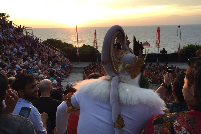 Private Tour: Highlights Uluwatu Temple & Southern Beaches Bali - Uluwatu Temple at golden hour: pagoda views, monkeys, and culture