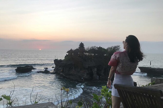 Private Tour : Individual costumize route with FREE - WIFI - The real value: a private car that turns Kuta into options