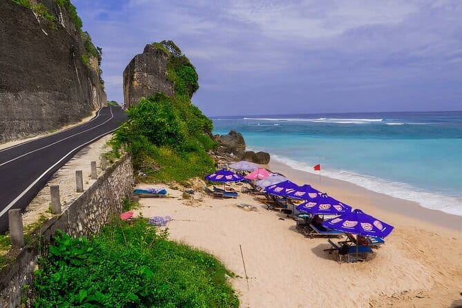 Private Tour Uluwatu Temple and Kecak Sunset Dance - Kecak and Fire Dance at Uluwatu: the monkey chant at sunset
