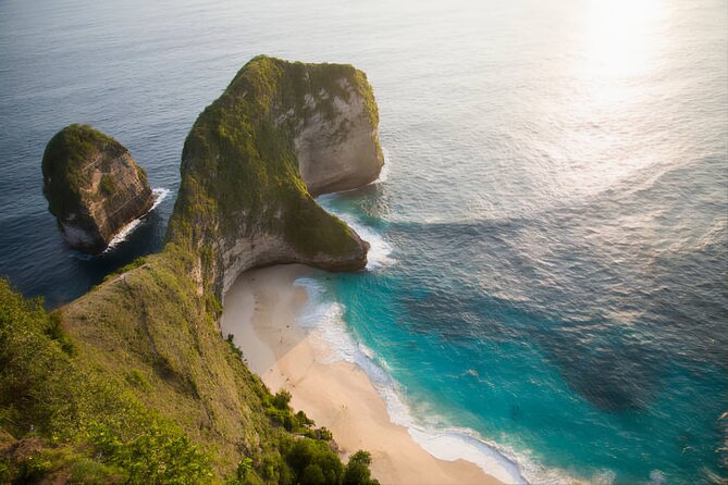 Private Tour West Nusa Penida with T-Rex Beach - Atuh Beach and Molateng Treehouse: Finishing With Big Panoramas