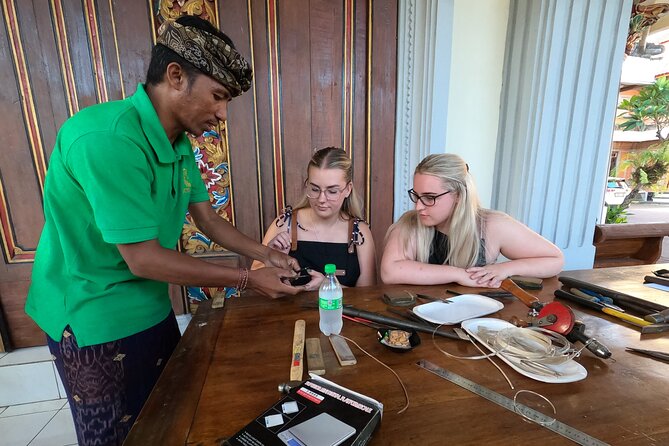 Private Traditional Bali Silver Jewelry Making Class - Celuk: Bali’s silver village right outside Ubud