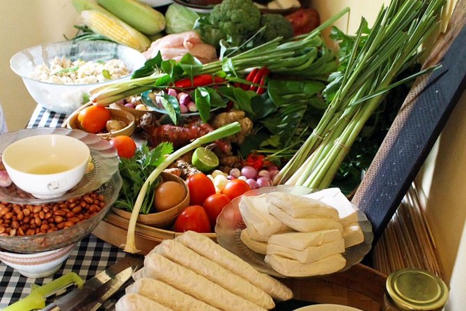 PRIVATE Ubud Market Tour & Balinese Cooking Class with Putu - Transport and what’s included in your $95 value