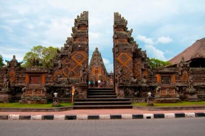 Private Ubud Tour with Hidden Waterfalls - Tohpati Batik, Celuk Gold, and Mas Woodcarving: Bali’s Hands-On Side