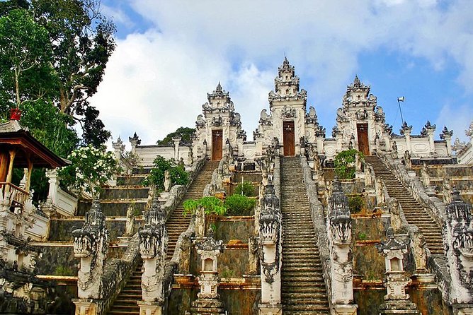 PrivateTour Lempuyang Temple - Gate of Heaven Instagram favorites - Tirta Gangga’s royal water palace: why this place feels more than scenic
