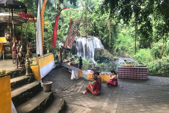 Purification Holy Bath at Beji Gria Waterfall - Ubud pickup and timing: how to plan your half day