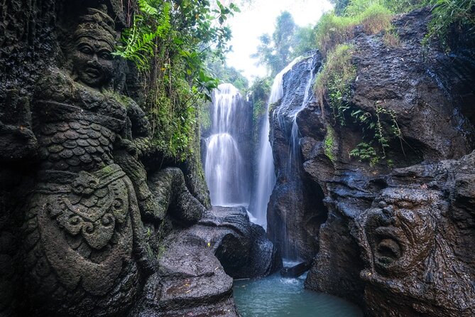 Purifications at Beji Griya Waterfalls - Offerings, Coconut Blessing, and the Priest’s Role