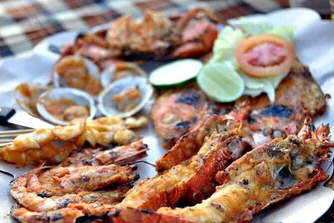 Romantic Seafood Dinner at Jimbaran Beach Bali include Sunset - Food and Service Reality Check: What to Watch