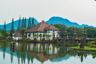 Royal Karangasem Heritage Tour - Puri Agung Karangasem: Royal power, mixed styles, and palace vibes