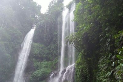 Sekumpul waterfall & aling2 waterfall with private service (including activity) - Getting there: private pickup that keeps the day sane