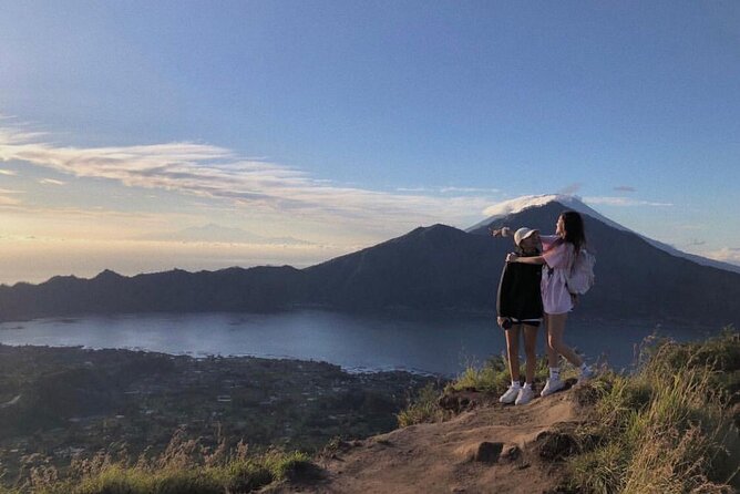 Sharing Mount Batur Sunrise Trekking Guide Pick Up and Drop Off - The uphill stretch to the summit crater (and why it feels harder than it looks)