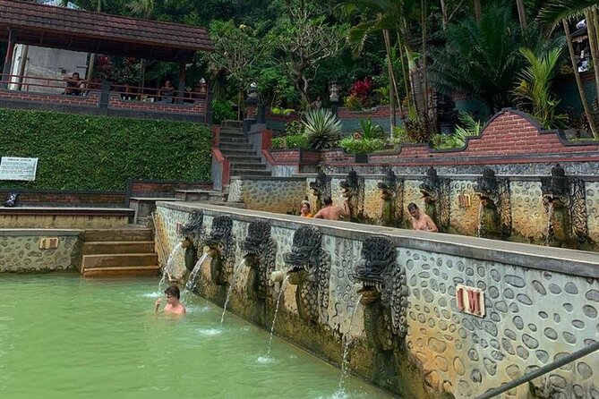 Shore Excursion Cruise Ship From Celukan Bawang Port - Ulun Danu Bratan Temple on Lake Beratan: the first big wow