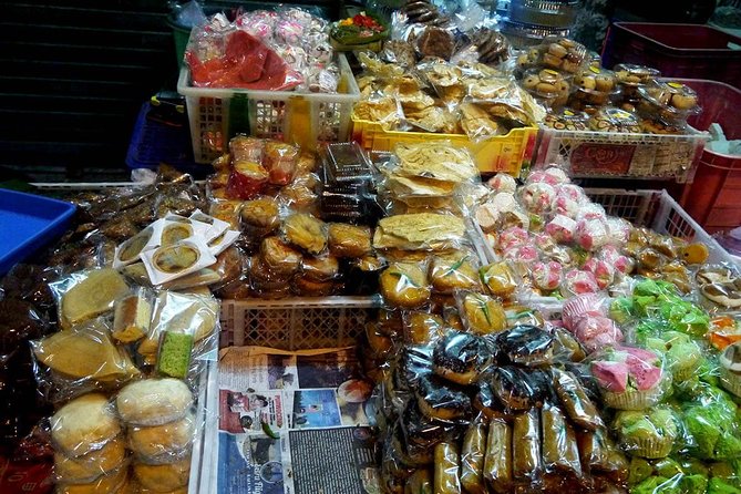 Small-Group Denpasar Night Food Tour - Small group with a Local Foodie Buddy: what it means for your night