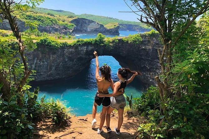 Snorkeling 3 Spots with GoPro & West Coast Tour Nusa Penida - GoPro documentation: better photos without the scramble