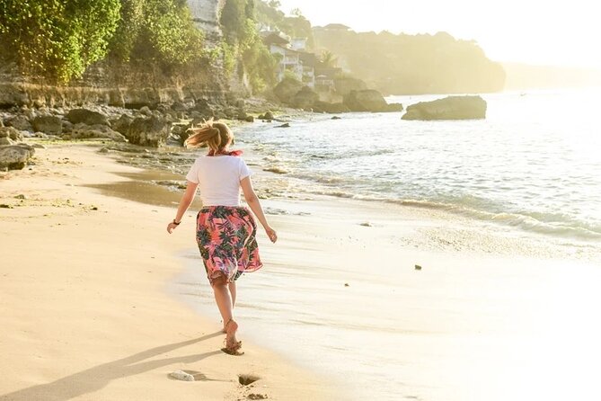 Southern Bali Highlights Tour & Uluwatu Temple - Stop 2: Padang-Padang Beach and the Rock Walk to the Shore