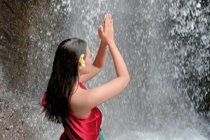 Taman Beji Griya Waterfall Tranquil Purification Ceremony - The waterfall, pool, and viewing platforms: where the beauty actually shows up