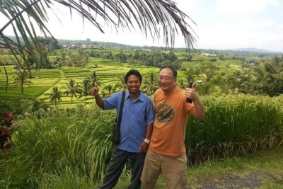 Tanah Lot and North Bali Private Tour - All inclusive - Tanah Lot’s 16th-century cliff temple and Batu Bolong