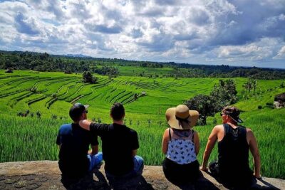 Tanah Lot - Jatiluwih (UNESCO) - Bedugul and Ulun Danu Temple Tour - Tanah Lot Temple: a sea-rock temple with myth and timing
