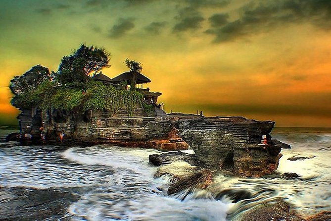 Tanah Lot Sunset and Monkey Forest Tour. - Tanah Lot Temple at Sunset: The Sea-Rock Moment You Came For