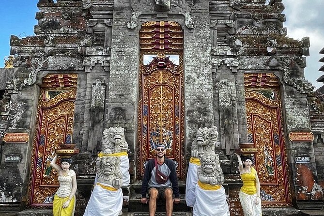 Tanah Lot - Ulun Danu Beratan Temple - Scenic Countryside Tour - Ulun Danu Beratan Temple at Lake Bratan: the most scenic 30 minutes