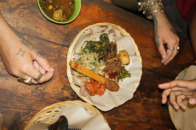 Taste & Explore Bali: Denpasar Street Food & Historic Sites - Jalan Gajah Mada: Roast Pork and Bakso on the Heritage Streets