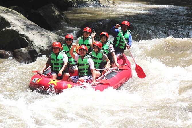 The Best Ayung River White Water Rafting Ubud - The safety briefing: what you’re taught before you hit the rapids