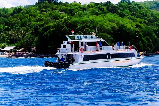 The Best Fast Boat Transfer: Bali - Lombok - Gili Trawangan - Bali to the Gilis in about 3 hours: what you’re really buying
