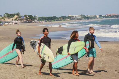 The funniest private 2 hour surf lesson, Canggu - Your 2-hour flow: basics on the beach, then waves