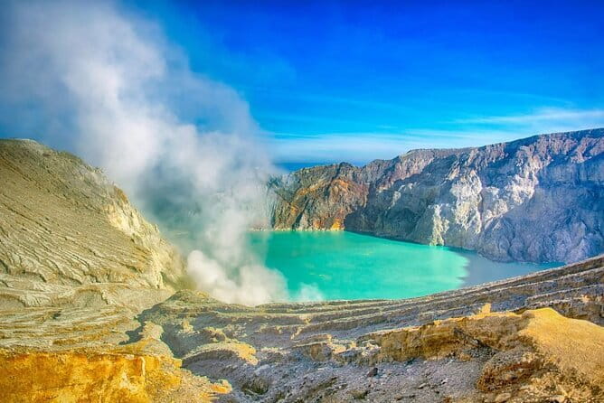 The Majestic Mount Ijen Sunrise Trekking From Bali - Why Ijen Sunrise From Bali Works So Well