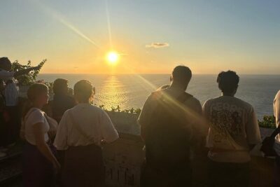 The Uluwatu Tour - The 3:00 pm schedule that keeps the evening from slipping
