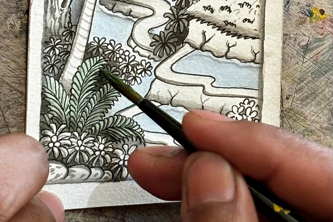 Threads of Tradition Miniature Keliki Painting Workshops - Meet the artists: learning directly from Gusti and Kedek