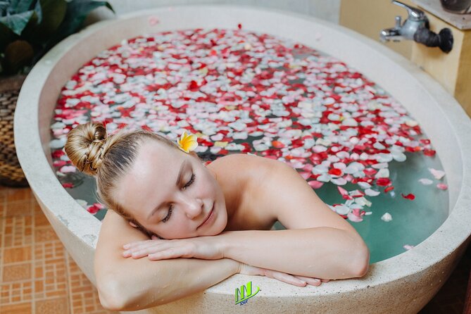 Traditional Bali Massage Lulur & Spa Treatment 2 Hours - What’s included: your full menu of massage + scrub + polish