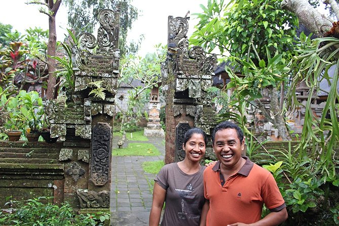 Traditional Balinese Meal in Ubud in Dewa's Family Village Home - The family compound: where the culture becomes visible