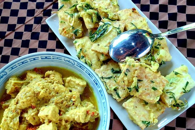 Traditional Tempeh Making & Cooking Balinese Cuisine - Sayur Urab and the dishes you’ll cook during the morning