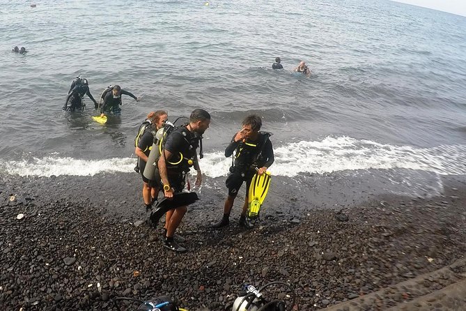 Try Scuba Diving at Tulamben Shipwreck - The full day plan: two shore-based underwater sessions