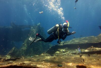 Try Scuba Diving at Tulamben Shipwreck - Small groups and instructors: why it feels stress-free