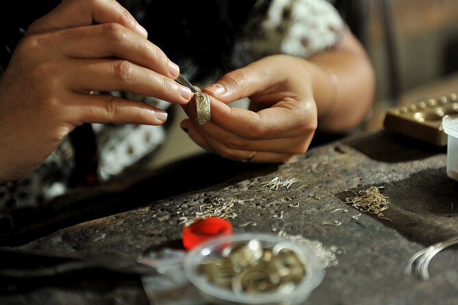 Ubud Arts & Crafts Tour - Why This Ubud Arts & Crafts Tour Feels More Real Than Shopping