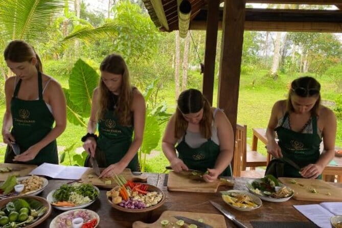 Ubud Cooking Class with Optional Market Visit Pickup Included - Hotel Pickup and Timing: Getting There Without Stress