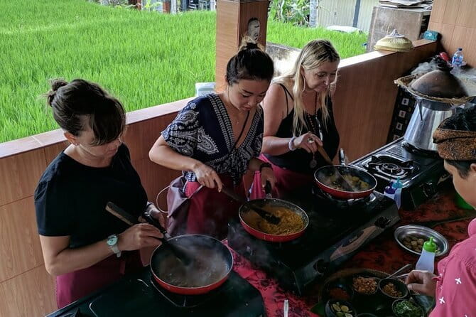 Ubud Cooking Class with Optional Market Visit Pickup Included - Price and Value: Is $18.95 Worth It?