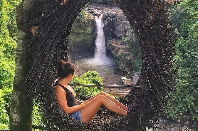 Ubud Excursion: Barong Dance, Art Villages, Nature, Temple and Waterfall - Tegenungan Waterfall: jungle setting with steps to get closer