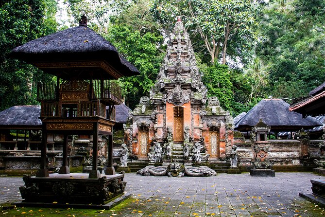 Ubud Experience | Full Day Private Tour in Ubud | FREE WIFI - Ubud itself: rice paddies, ravines, and the town-between-scenes feeling