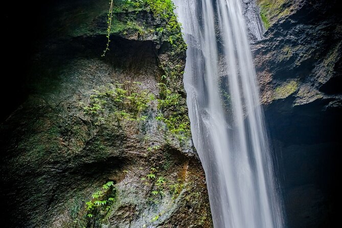 Ubud Hidden Gems Waterfalls and Private tour - Stop 6: Amora Kintamani Restaurant and Lunch Over Mount Batur
