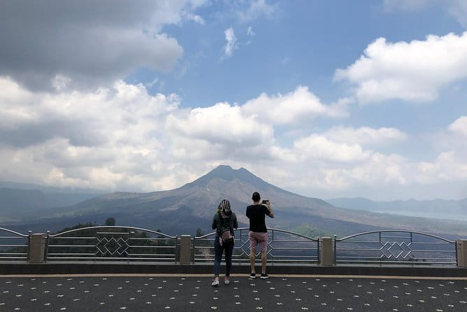 Ubud: Holy Water Temple, Volcano View, Rice Terrace, MonkeyForest - Kintamani Highland and Mount Batur Viewpoint: The Day’s Payoff