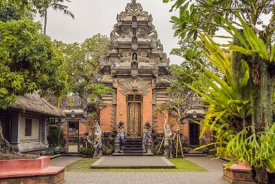 Ubud Iconic Full Day Tour Monkey Forest Rice Terraces Waterfalls - Sacred Monkey Forest Sanctuary: A Jungle Walk With Real Energy