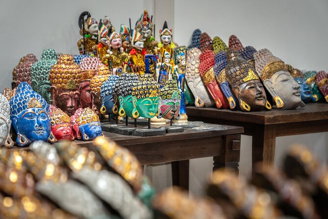 Ubud: Monkey Forest, Rice Terraces & Sacred Temples - Ubud Palace: royal design details without overkill