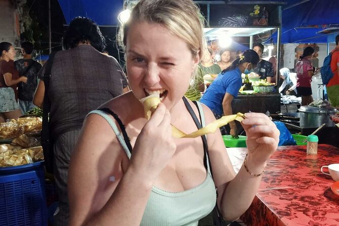 Ubud Night Traditional Market Food Tour - Eating Like Locals: Balinese Foods and Drinks at Favorite Spots