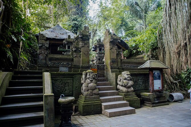 Ubud Small Group Tour: Monkey Forest, Tegalalang Rice Terraces and more - Guides and small-group pacing: why your day can feel effortless