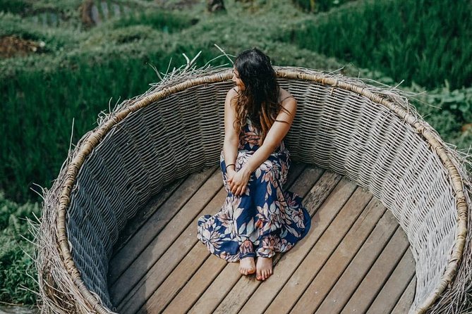 Ubud Swing with Private Photographer - Who guides you: Kadek, a portrait-focused local