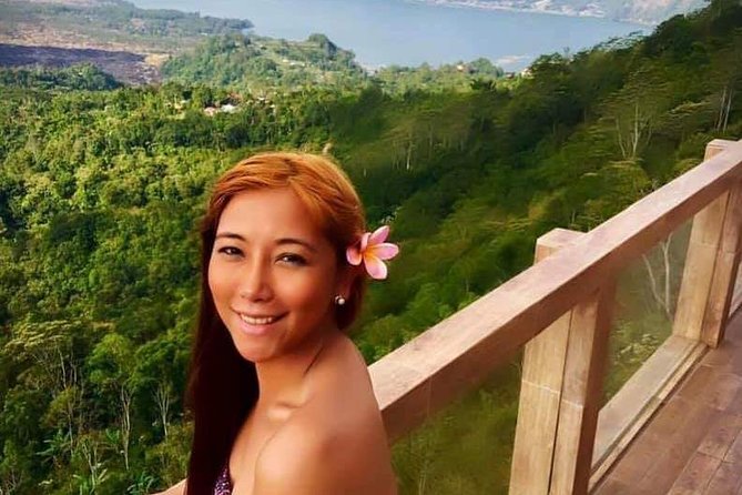 Ubud Waterfall Swing And Spring Temple Private Guided Tour - The practical packing list I’d use