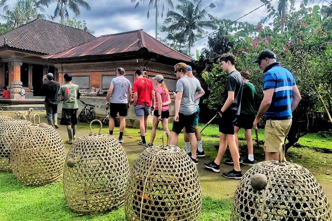 Ubud Wonderful Half Day Downhill Cycling Tour with Lunch - Balai Desa Pekraman Pukuh: a cultural start before you roll