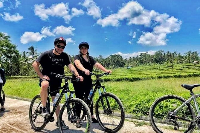Ubud Wonderful Half Day Downhill Cycling Tour with Lunch - Group size and the guide vibe that makes it feel personal